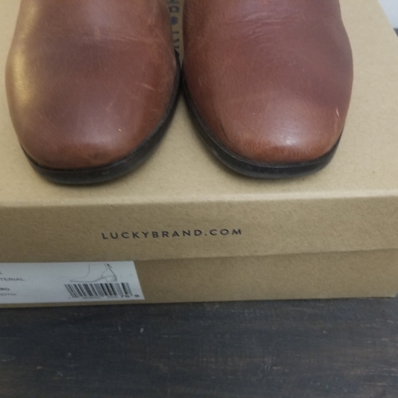 Lucky Brand Leather Magine 8 Rye Stacked Heel - Picture 3 of 7
